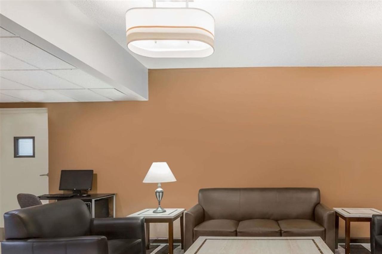 Howard Johnson By Wyndham Spartanburg Expo Center Екстер'єр фото