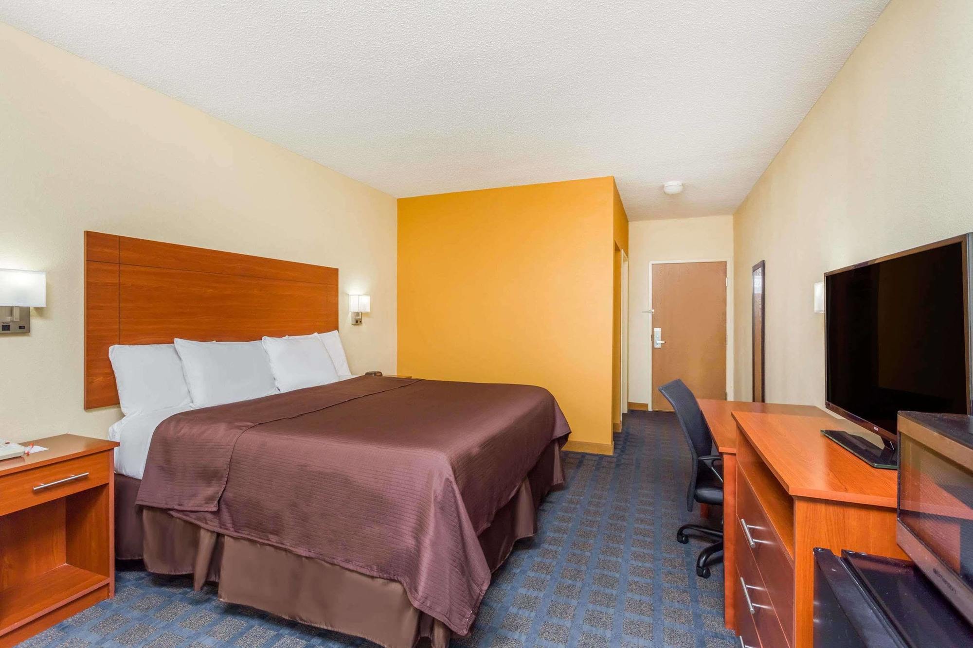 Howard Johnson By Wyndham Spartanburg Expo Center Екстер'єр фото