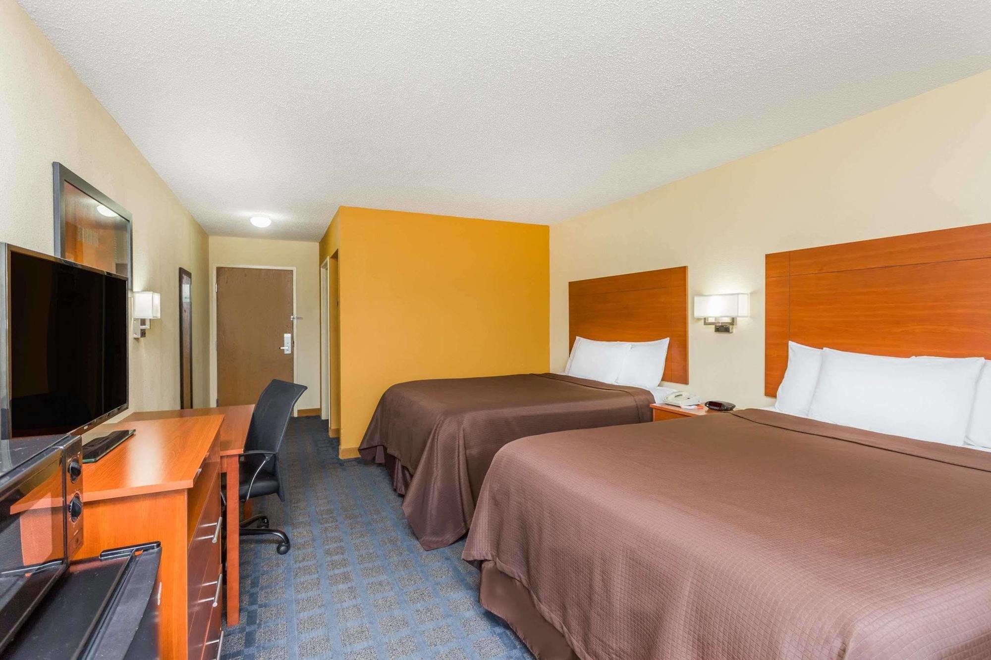 Howard Johnson By Wyndham Spartanburg Expo Center Екстер'єр фото